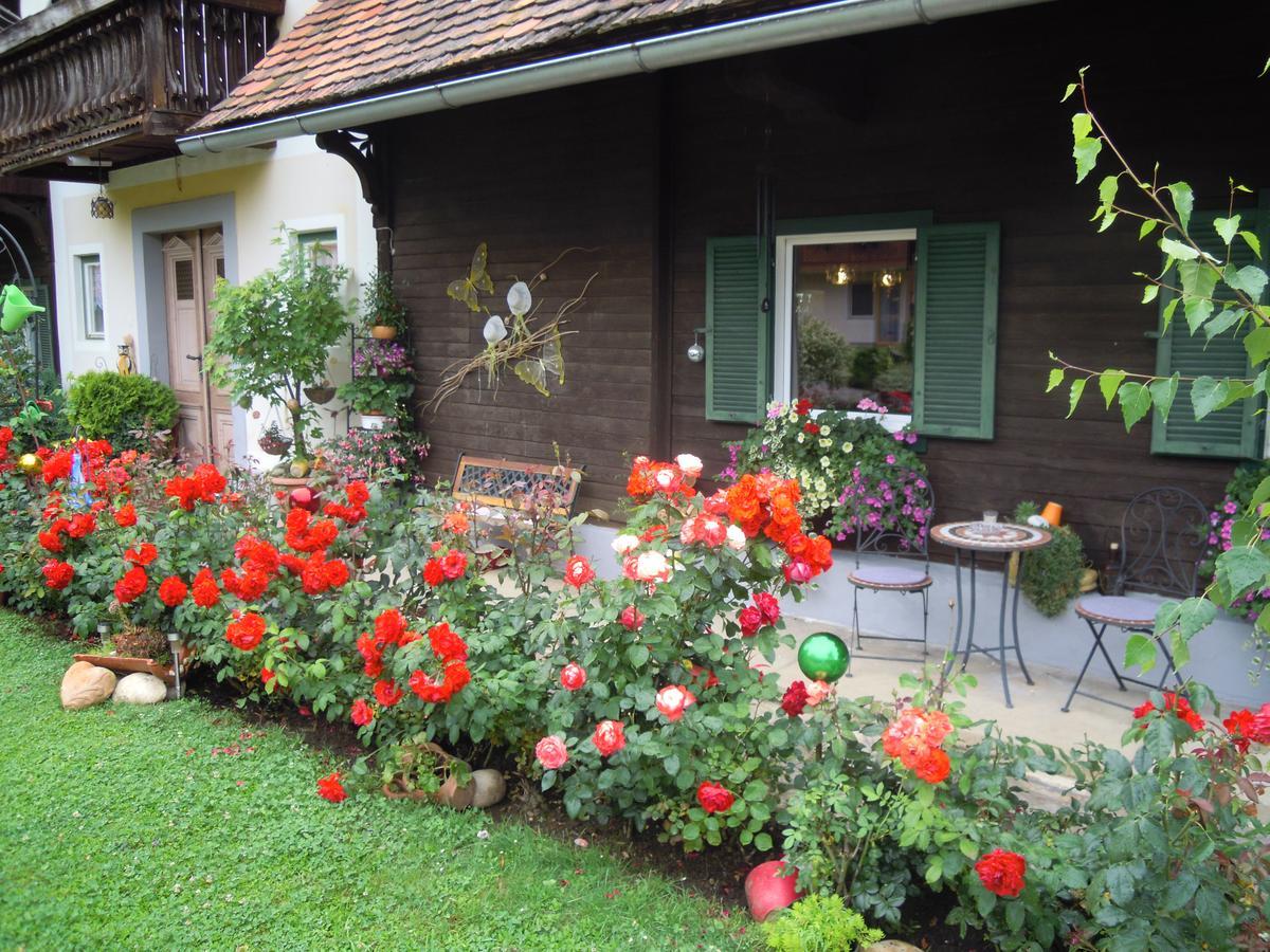 Gaestehaus Zur Schoenen Aussicht Wies Exterior foto